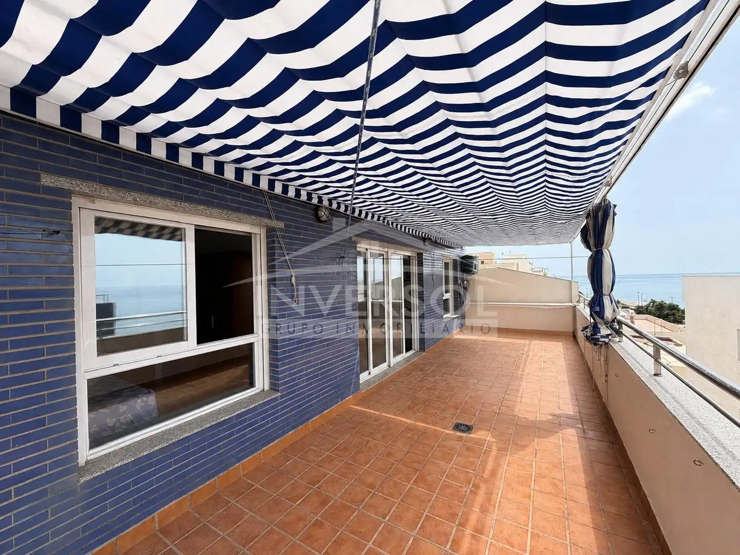 Terraza de Ático en venta en El Ejido con Aire acondicionado, Calefacción y Terraza