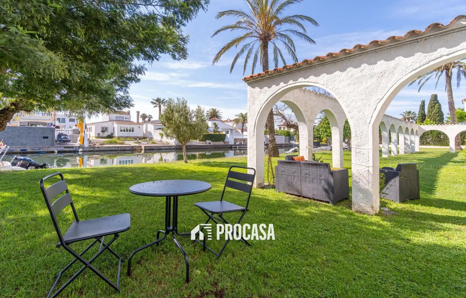 Terrasse von Wohnung zum Verkauf in Empuriabrava mit Klimaanlage, Heizung und Terrasse