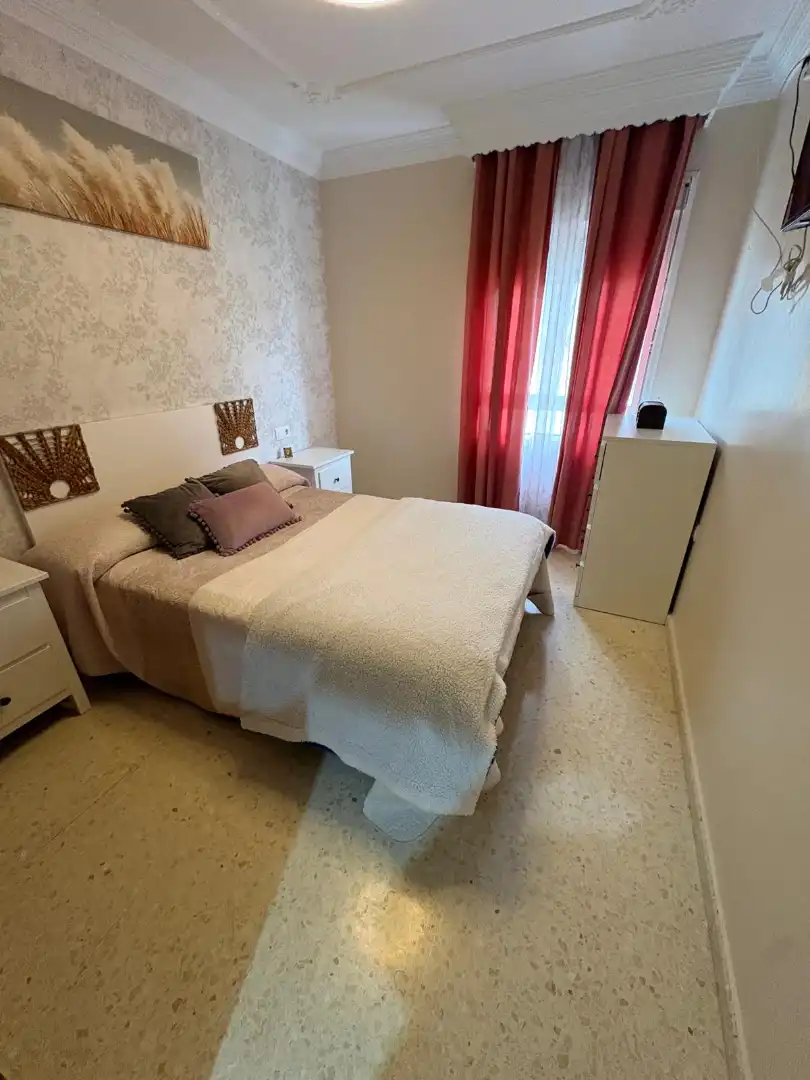 Habitación de Piso en venta en Arcos de la Frontera con Aire acondicionado, Calefacción y Amueblado