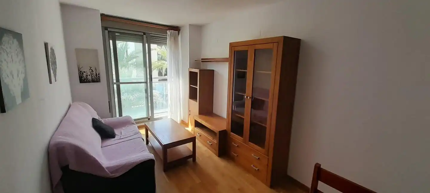 Flat for rent in - Paseo De Sebastián Elcano, El Grao