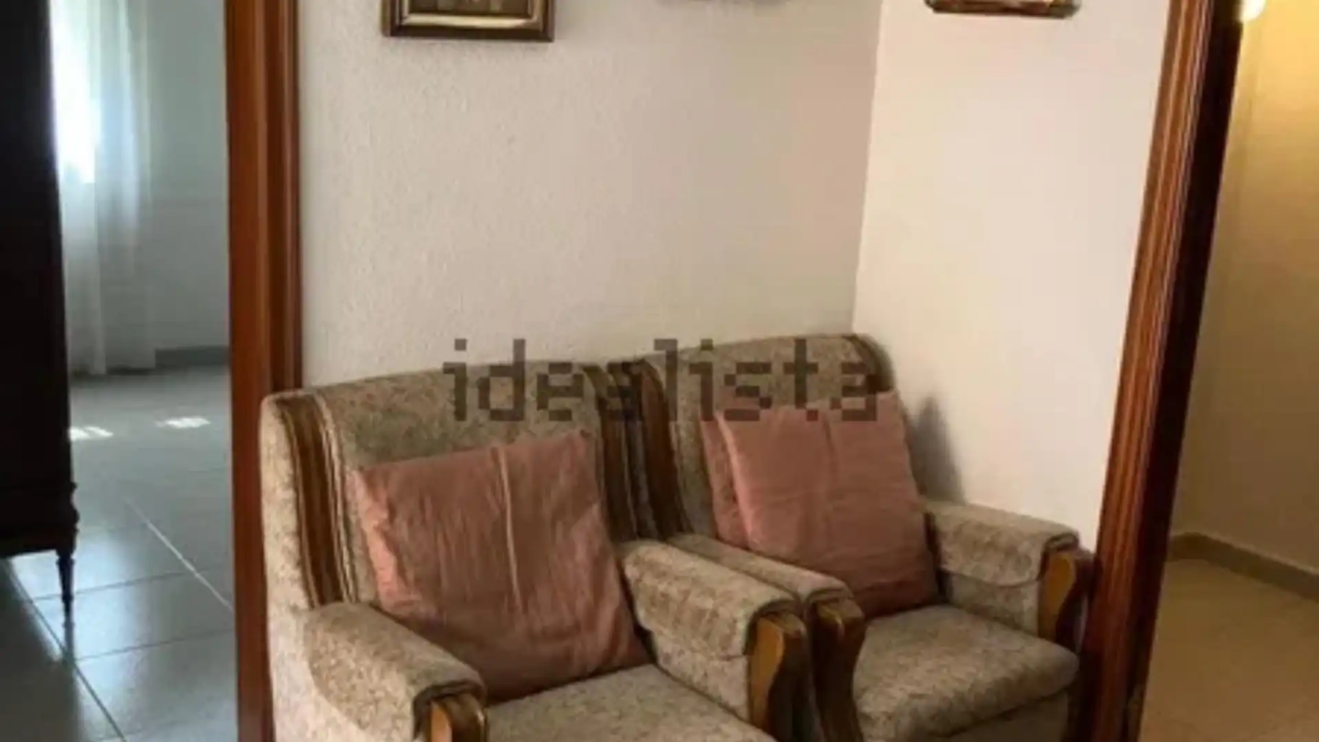 Sala d'estar de Pis en venda en San Martín de Valdeiglesias amb Moblat