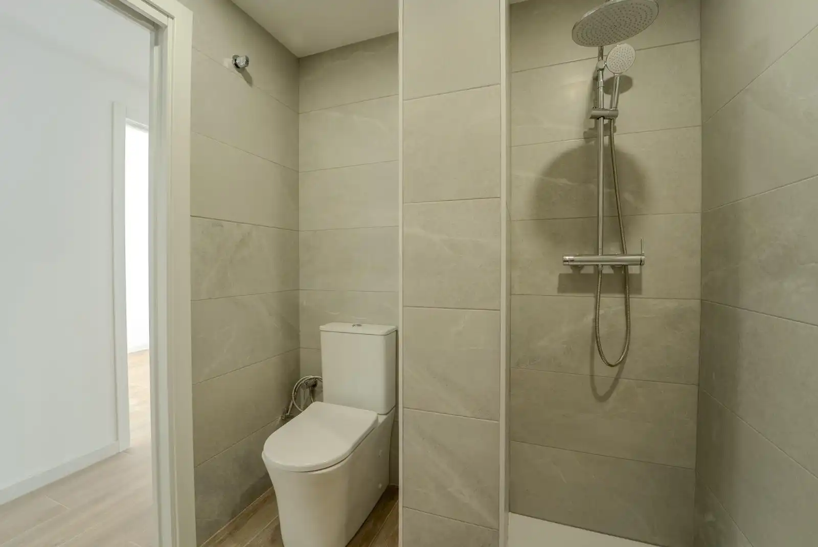 Baño de Edificio en venta en Alicante / Alacant