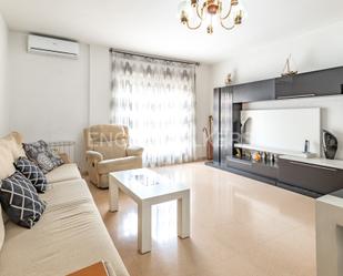 Sala d'estar de Apartament en venda en Badalona amb Aire condicionat, Calefacció i Terrassa