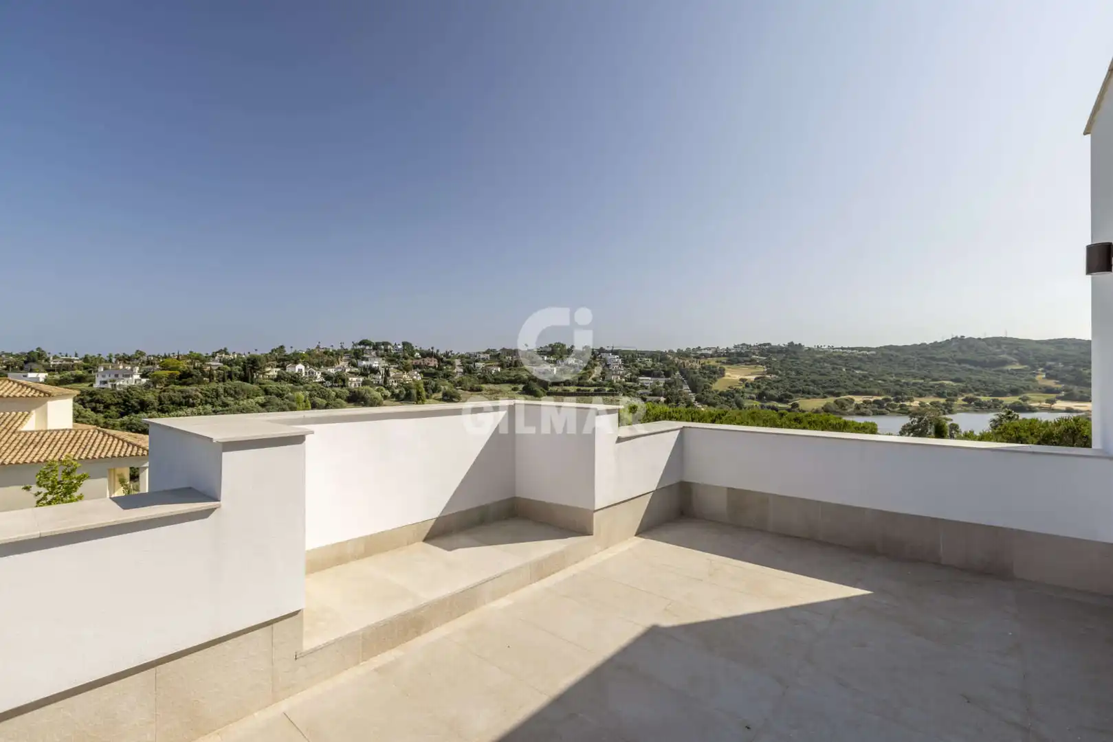 Terrassa de Casa o xalet en venda en Sotogrande amb Calefacció, Jardí privat i Piscina
