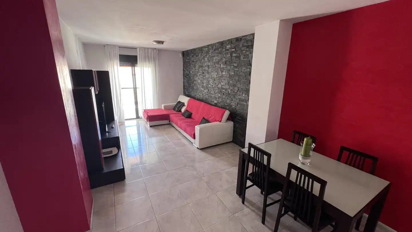 Sala d'estar de Apartament en venda en Benicarló amb Aire condicionat, Terrassa i Moblat