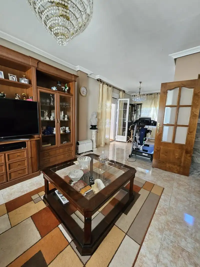 Chalet con terraza en venta en Malpartida de Cáceres, imagen 81