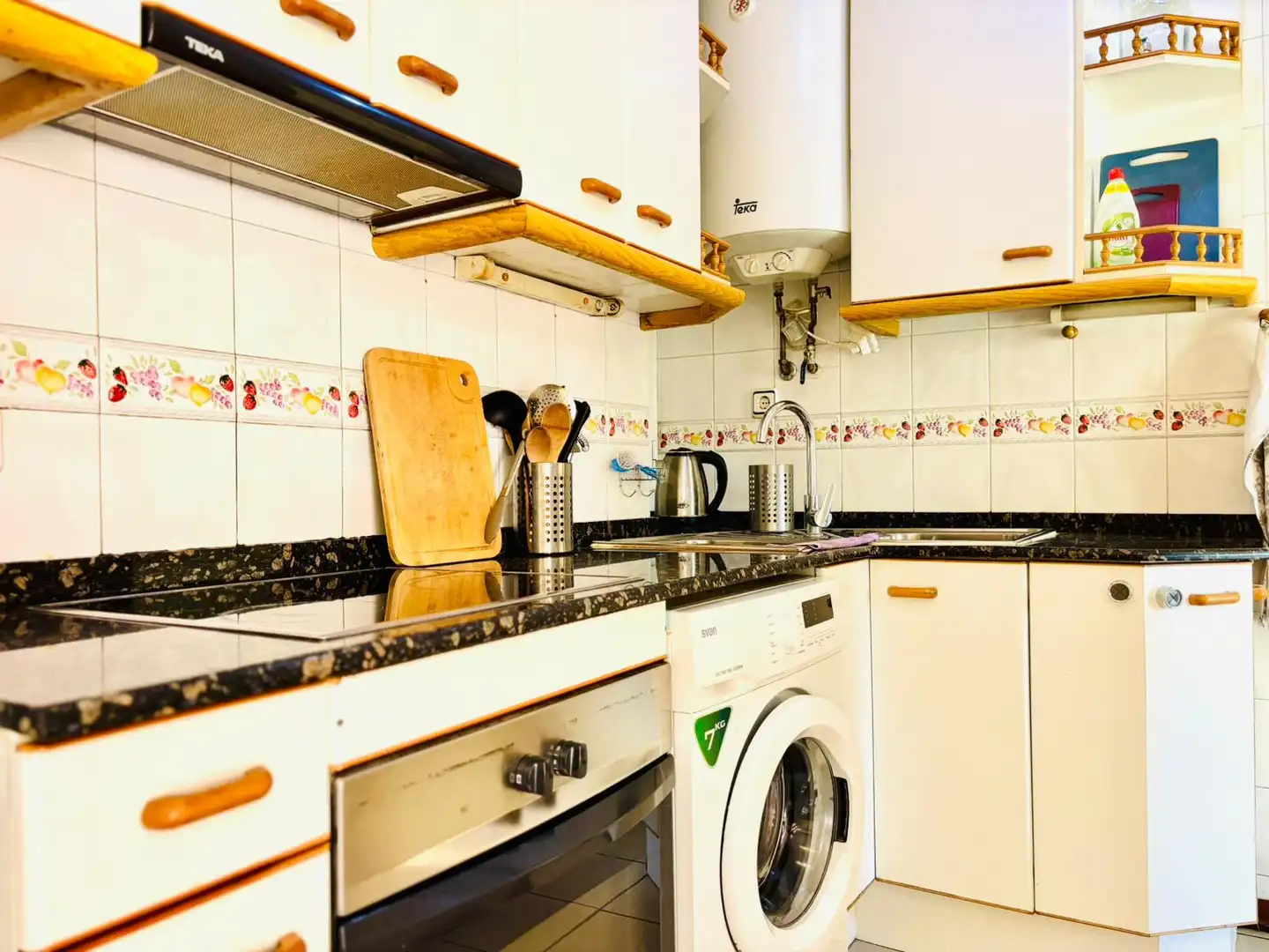Küche von Wohnung zum Verkauf in Barcelona mit Klimaanlage, Heizung und Möbliert