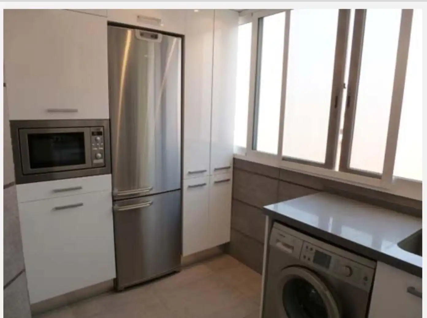 Cuina de Apartament en venda en Benicasim / Benicàssim amb Parquet, Moblat i Rentadora