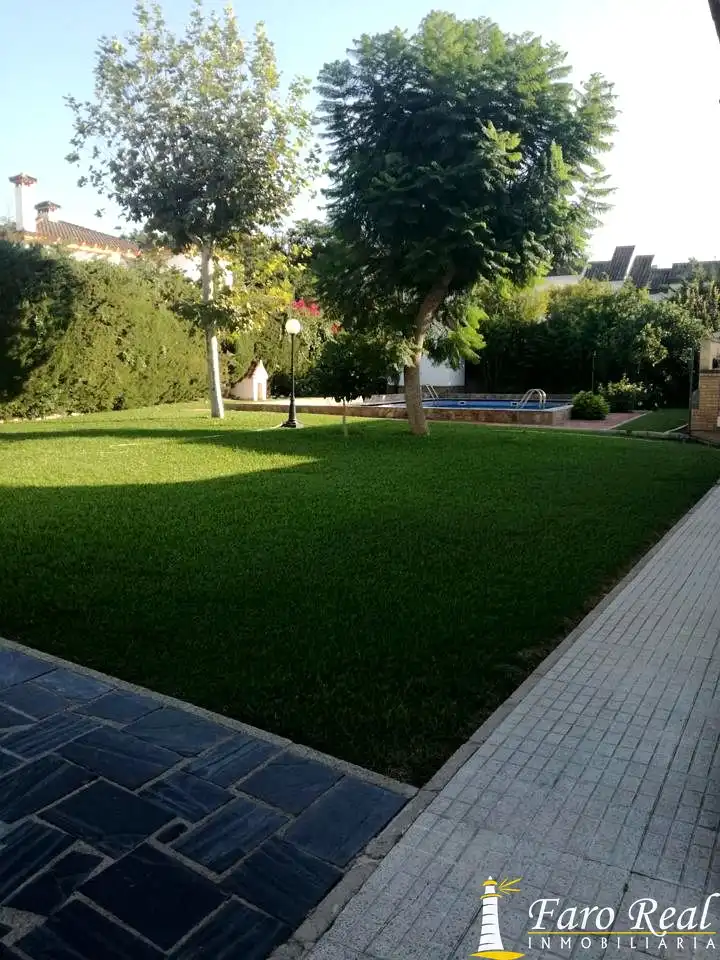 Houses for sale in Bonanza - Avda de Huelva - Barrio Andalucia