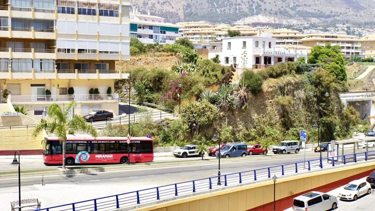 Flat for rent in Paseo Marítimo Rey de España, Las Gaviotas - Carvajal