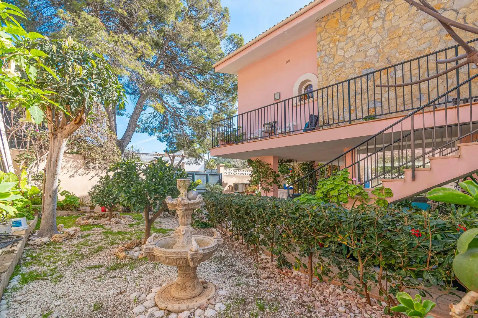 Garden of Houses for sale in Calvià  with Air Conditioner, Heating and Private garden