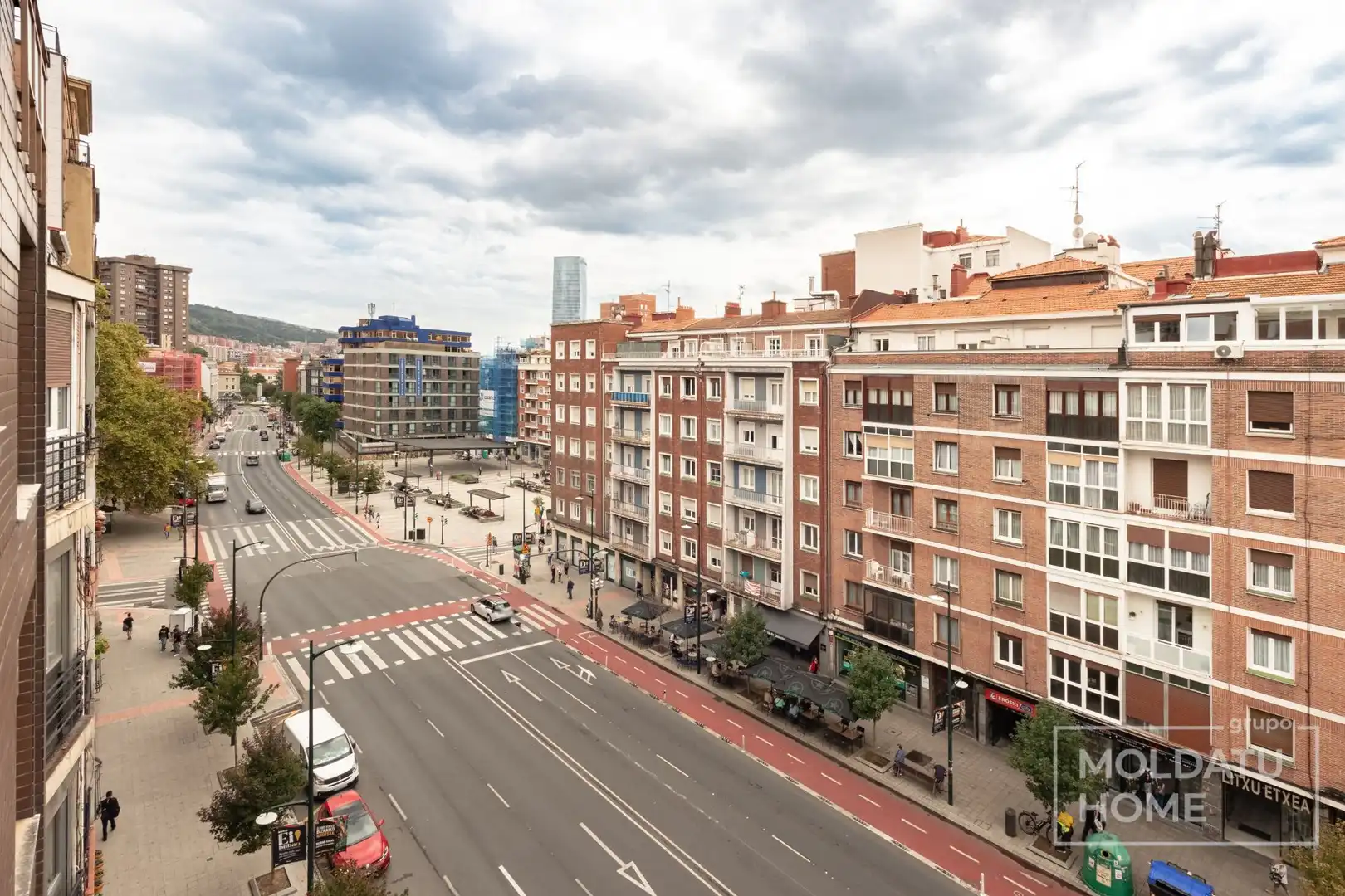 Exterior view of Flat for sale in Deusto