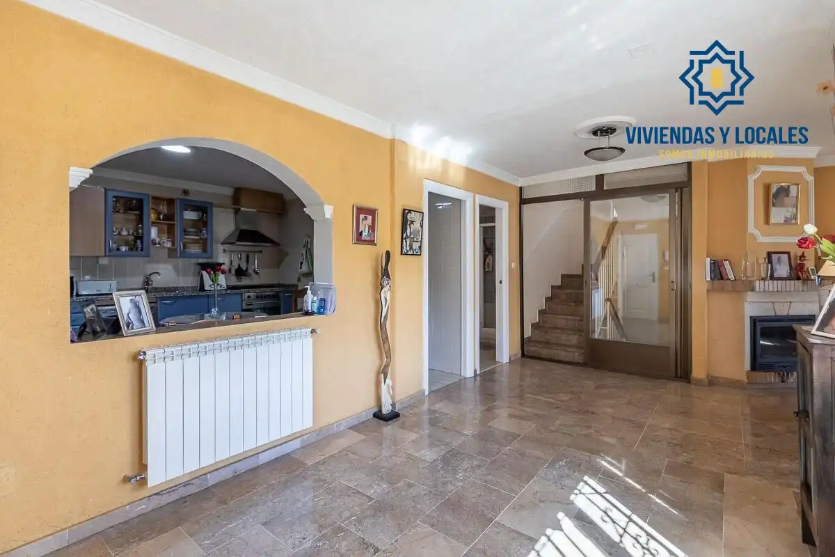 Villa mit Pool zum Verkauf in Pinos Genil, imagen 10