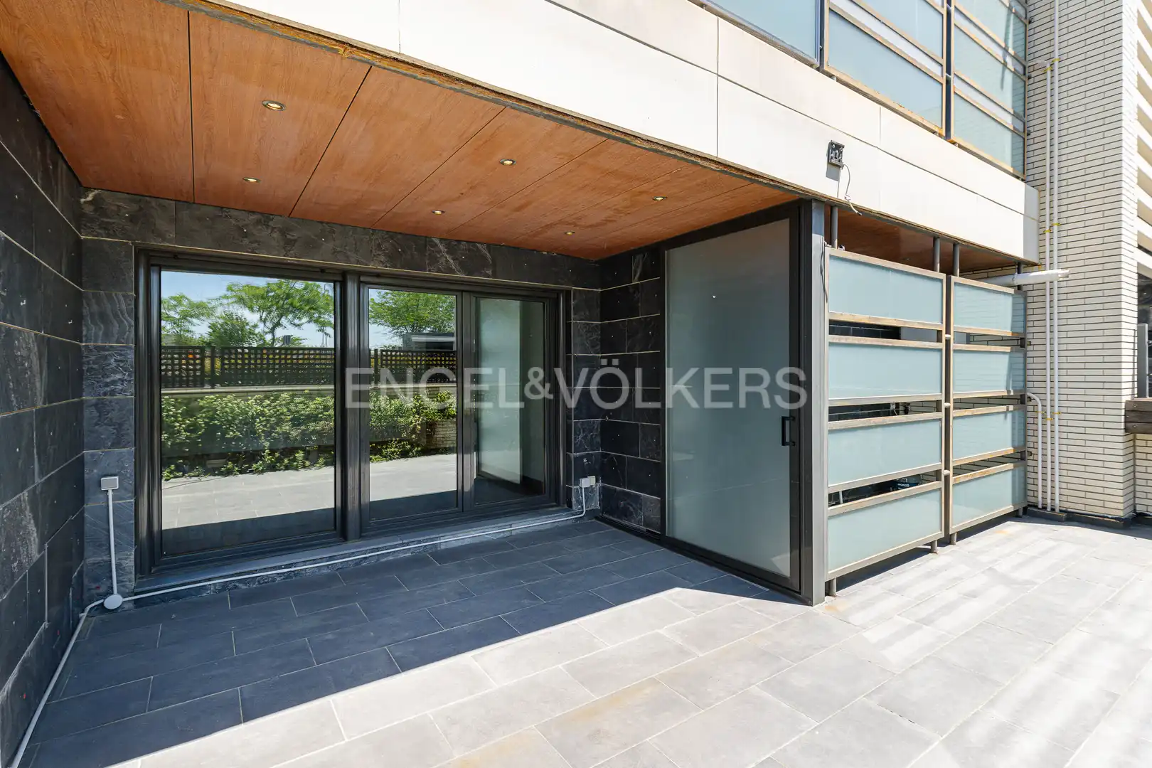Terrassa de Pis de lloguer en Las Rozas de Madrid amb Aire condicionat, Calefacció i Jardí privat