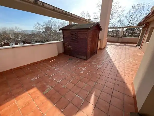 Terraza de Ático en venta en Cerdanyola del Vallès con Aire acondicionado, Calefacción y Parquet