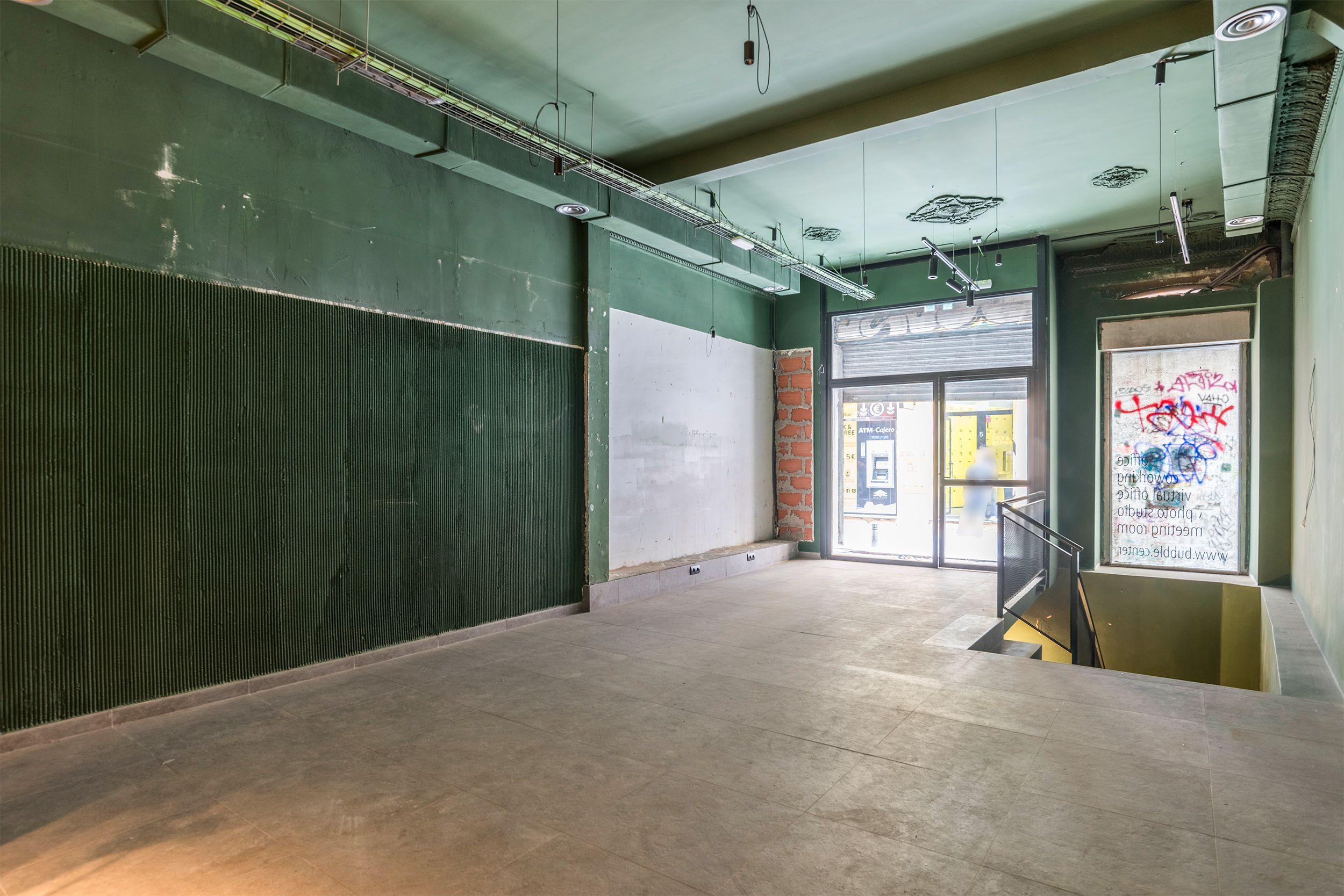 Premises for sale in  Madrid Capital  with Heating