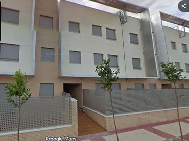 Baixos amb ascensor en venda a Calle Ministro Ernest Lluch 4