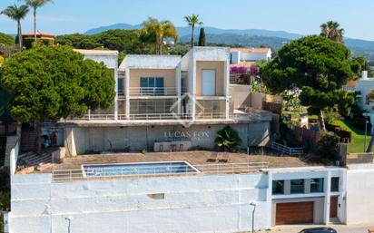 Exterior view of House or chalet for sale in Arenys de Mar  with Terrace, Swimming Pool and Balcony