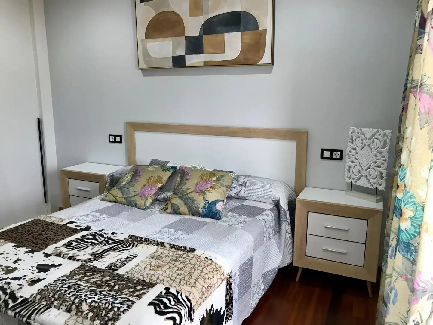 Habitación de Casa o chalet en venta en Ribeira con Calefacción, Piscina y Amueblado