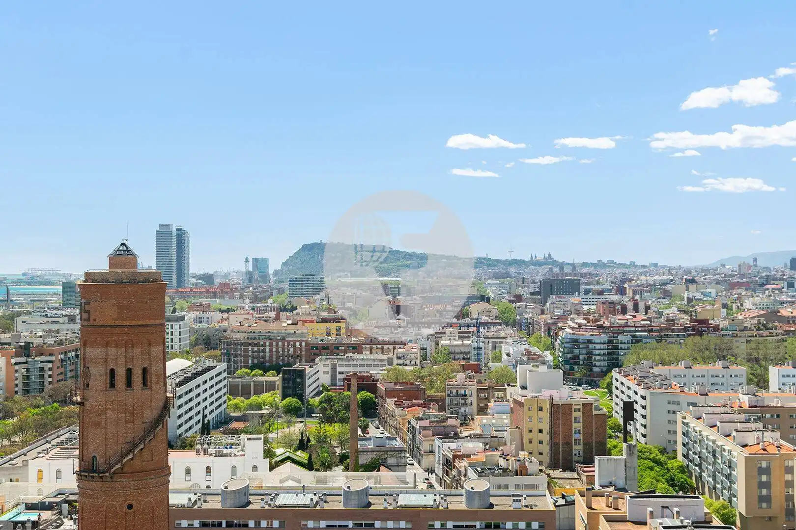 Vista exterior de Dúplex en venta en Barcelona con Aire acondicionado, Calefacción y Terraza