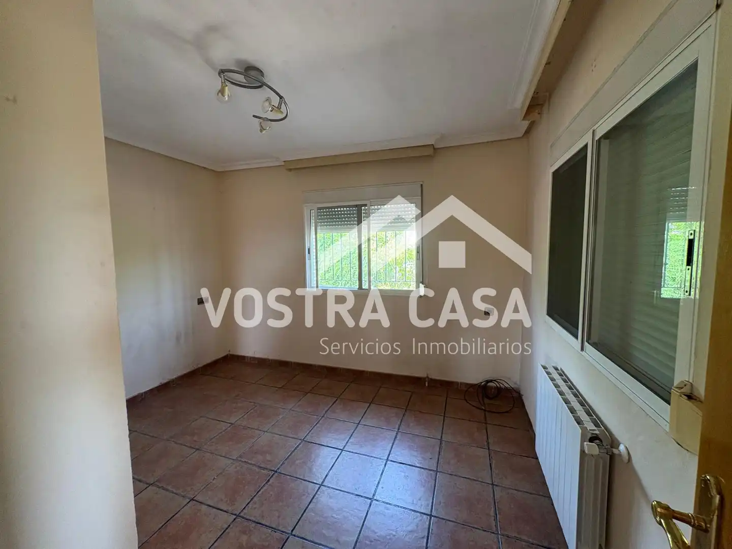Flat for sale in Chiva  with Alarm