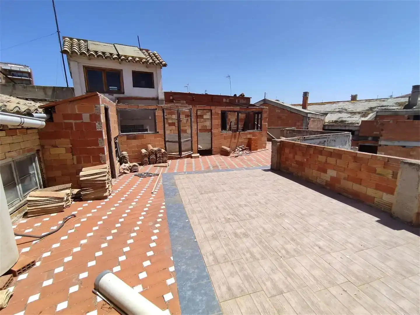 Terrace of Detached homes for sale in Requena, Valencia