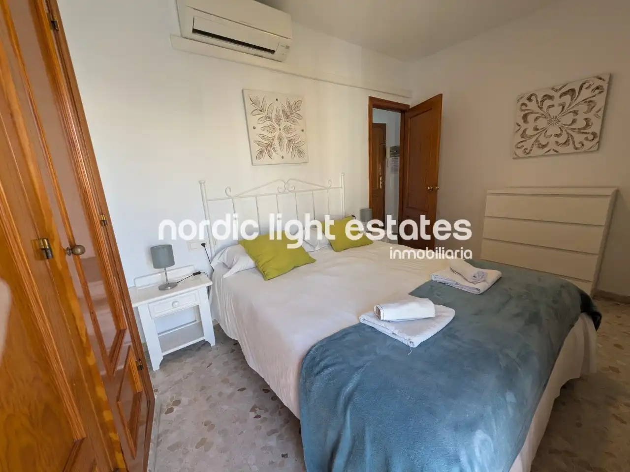 Habitación de Piso de alquiler en Nerja con Terraza