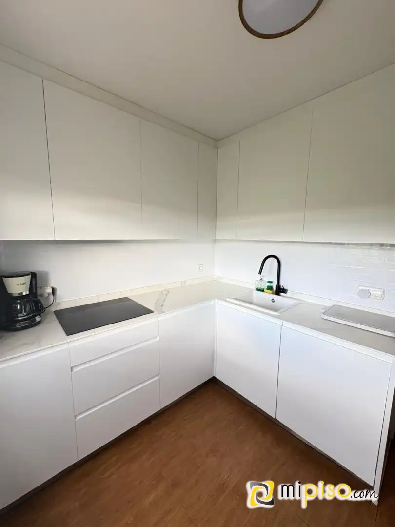 Cocina de Casa adosada en venta en Solórzano con Calefacción y Jardín privado