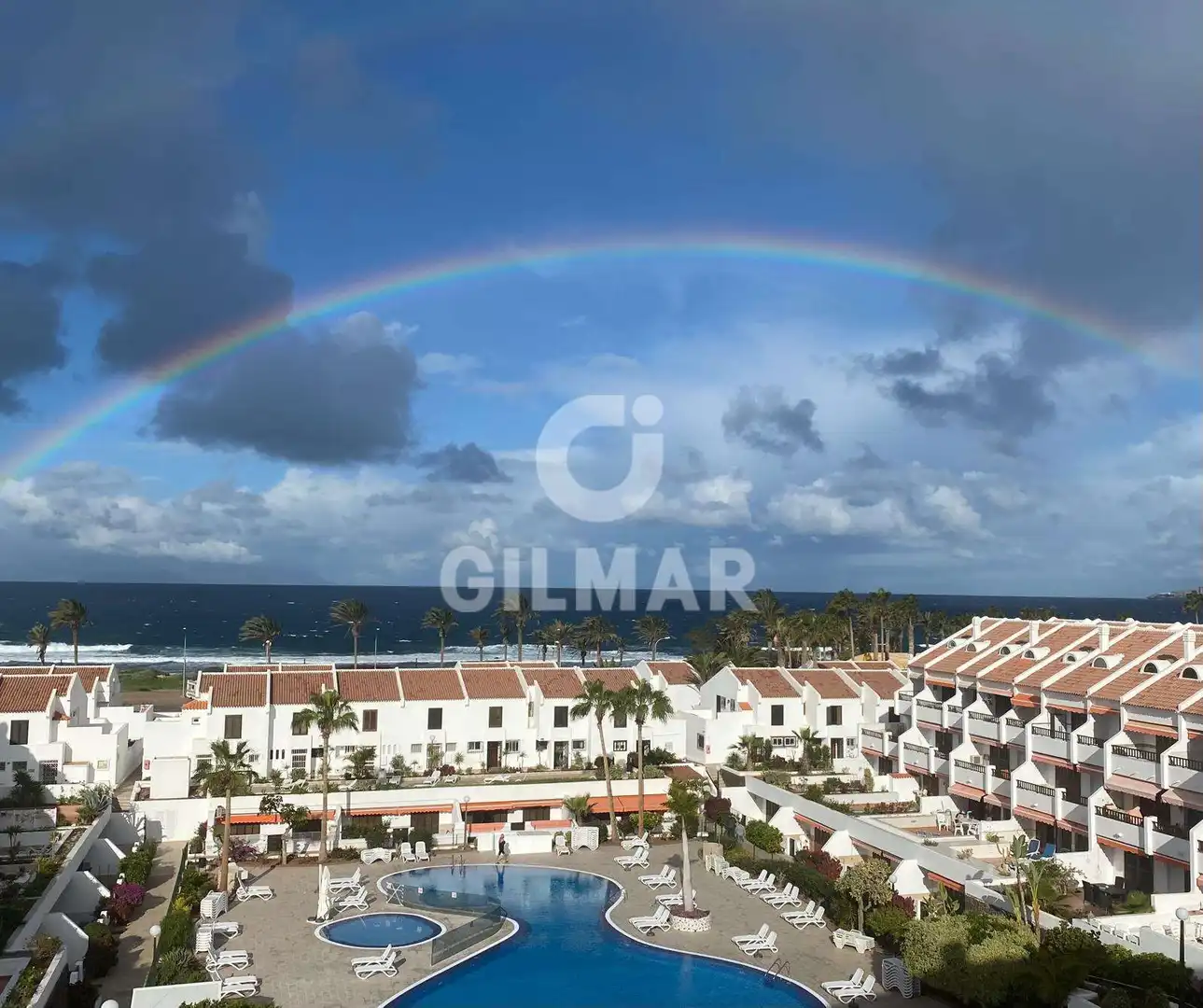 Vista exterior de Dúplex en venta en Arona con Terraza, Piscina y Amueblado