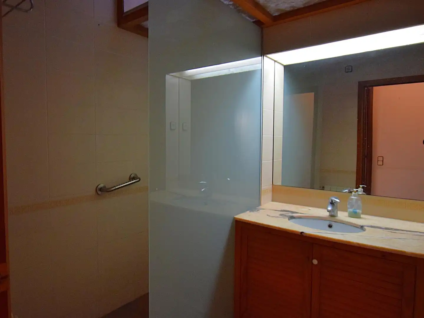 Bathroom of Houses for sale in Mataró  with Private garden, Terrace and Storage room