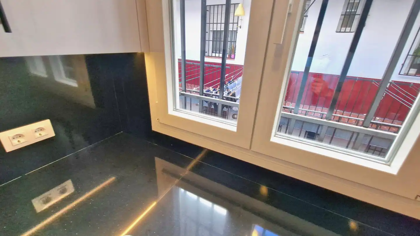 Küche von Wohnung zum Verkauf in Madrid mit Klimaanlage