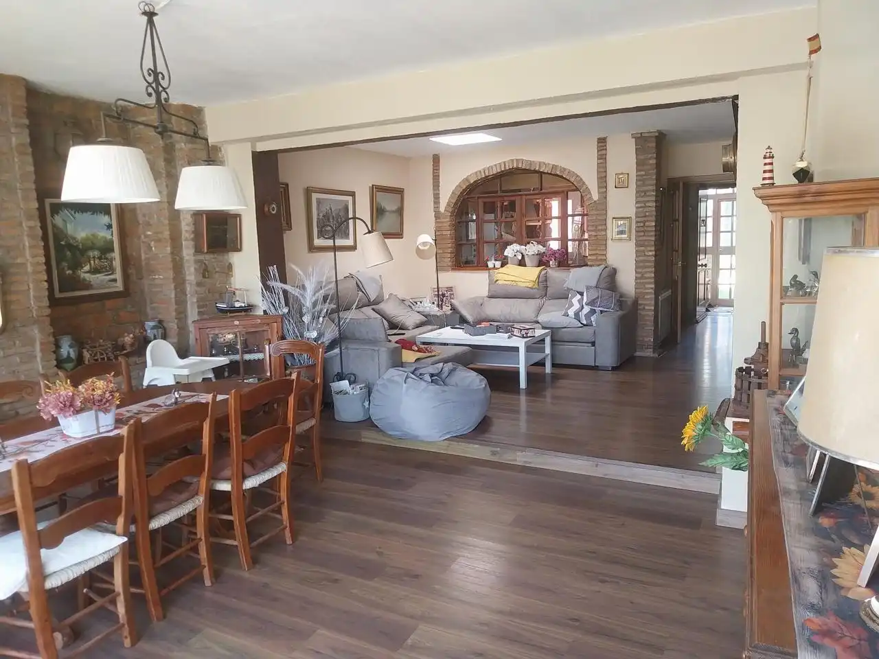Casa con piscina en venta en Cerros de Montequinto