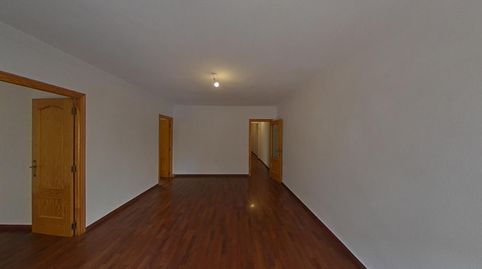 Foto 5 de Piso en venta en C/ Marqués del Turia, Plaza Xúquer, Paiporta