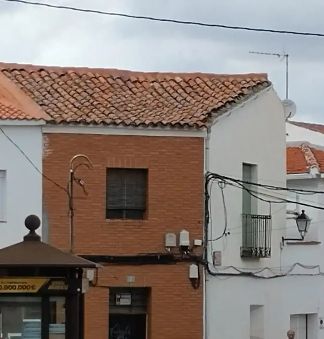Vista exterior de Casa adosada en venda en Torres de la Alameda amb Balcó