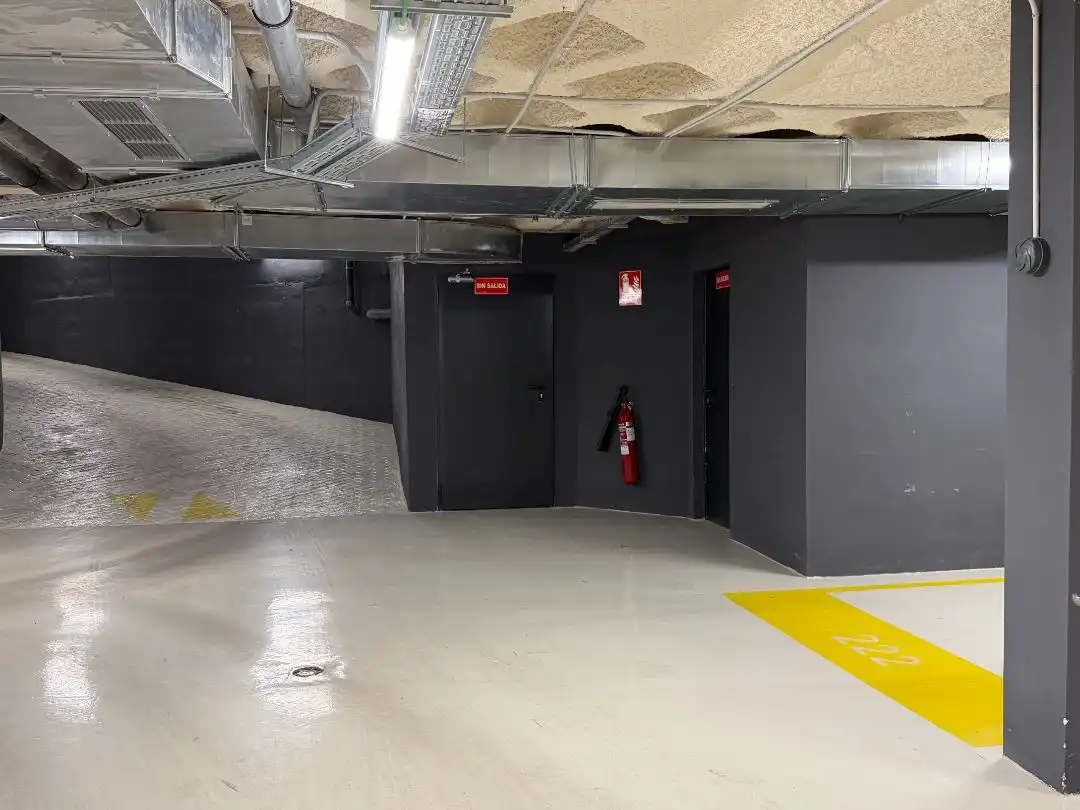 Parkplatz von Wohnung zur Miete in Ciudad Lineal