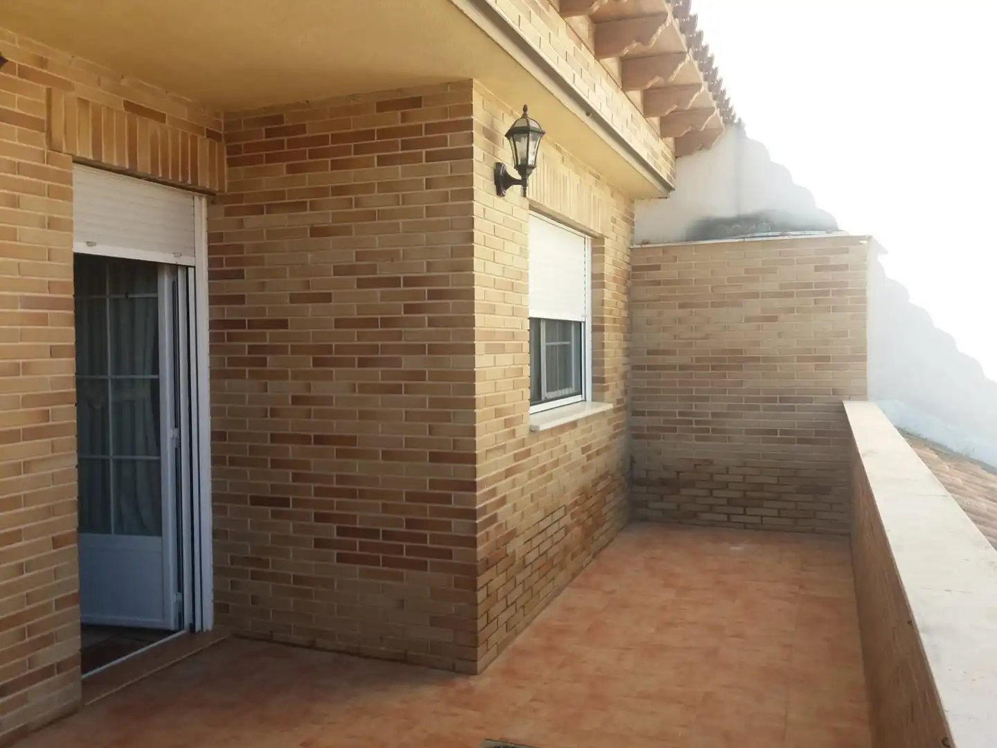 Terraza de Casa adosada en venta en Herencia con Calefacción, Terraza y Amueblado