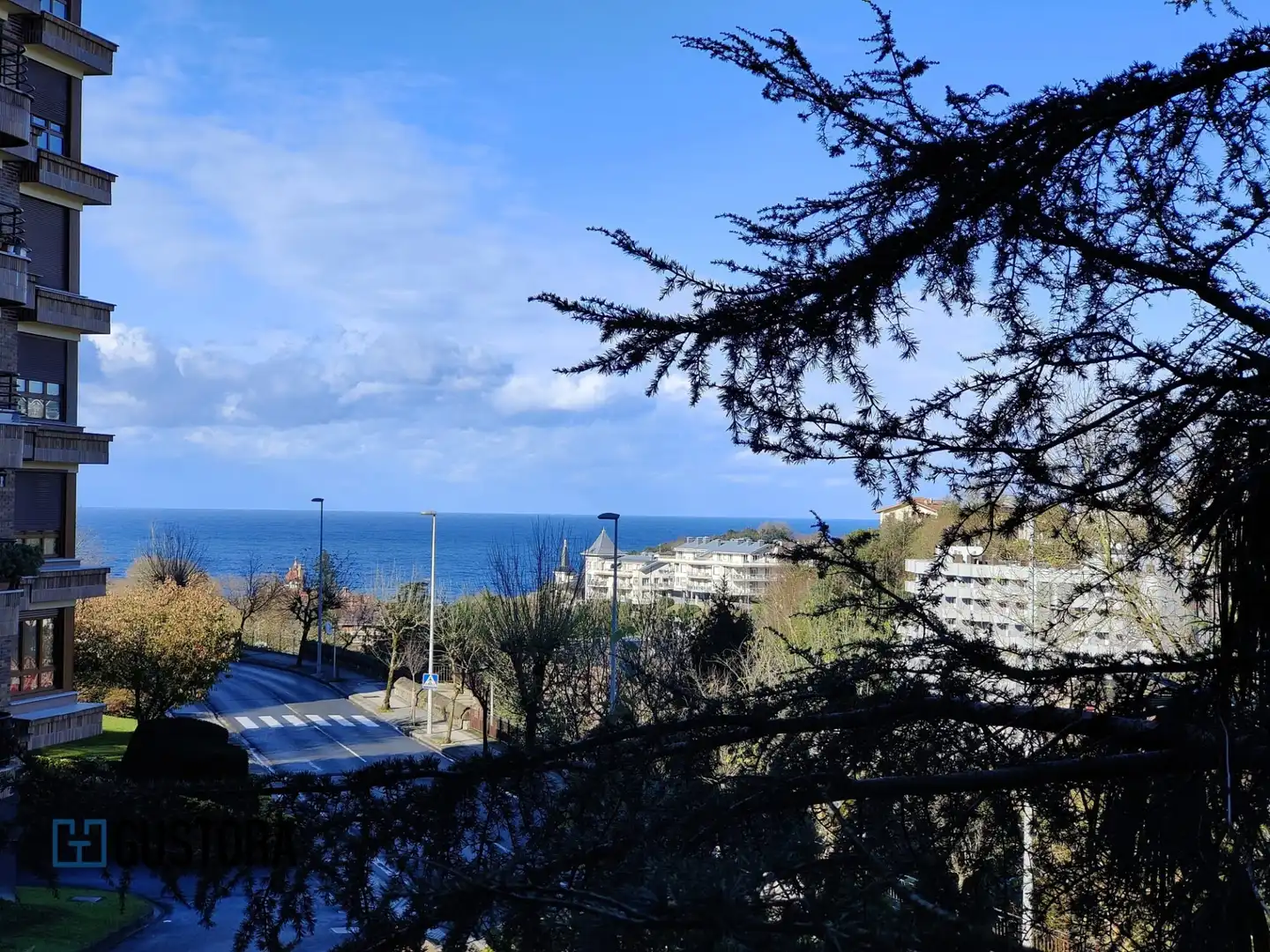 Vista exterior de Piso en venta en Donostia - San Sebastián  con Calefacción, Terraza y Trastero