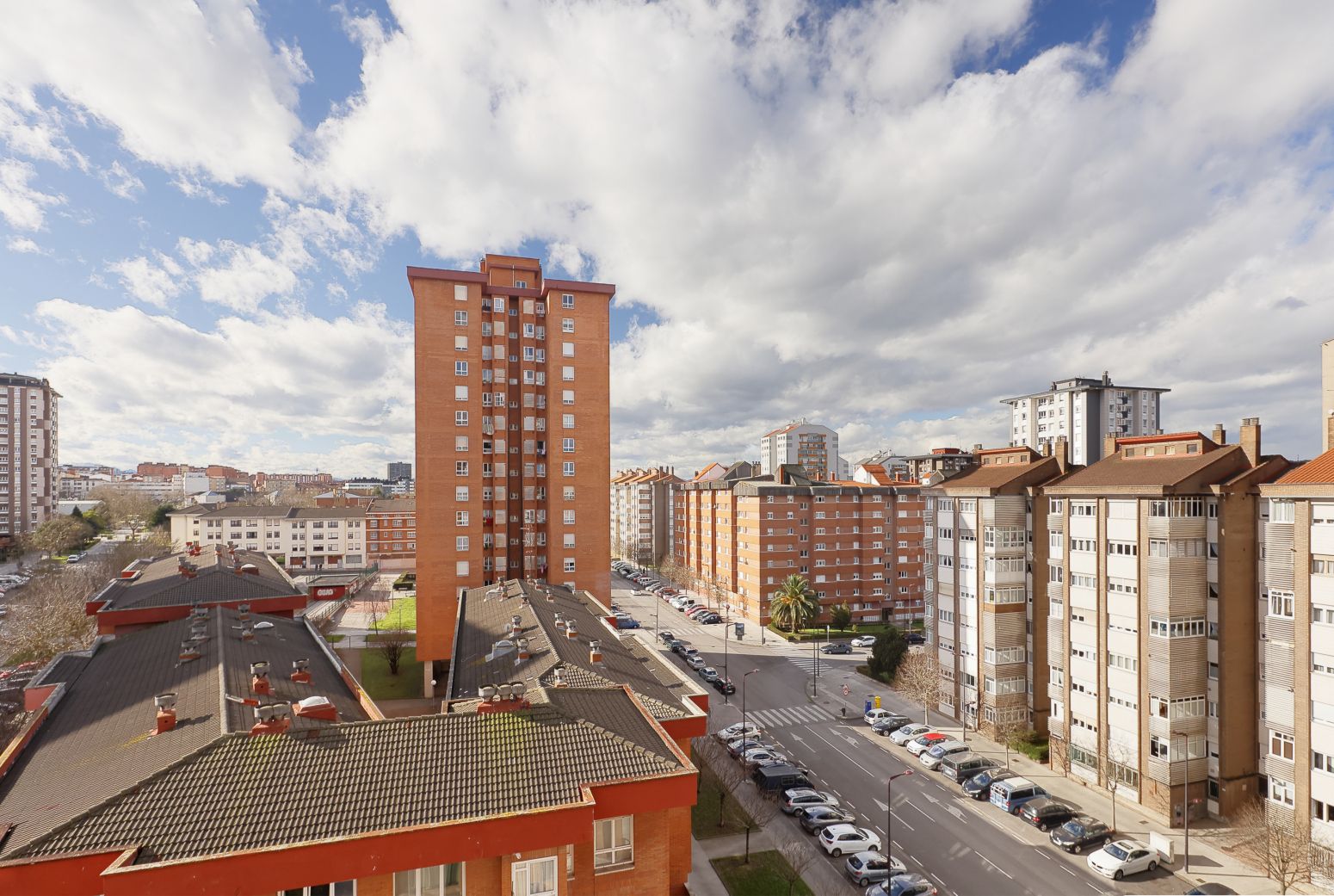 Vista exterior de Piso en venta en Gijón  con Calefacción y Trastero