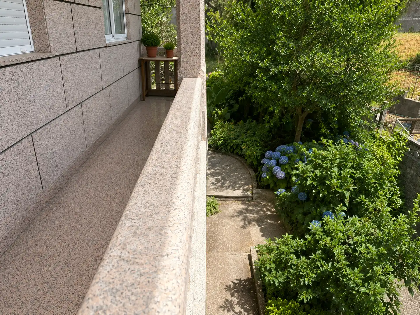 Terrassa de Casa o xalet en venda en A Cañiza   amb Calefacció, Jardí privat i Parquet
