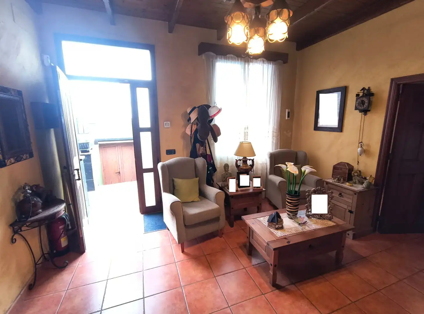 Sala de estar de Casa o chalet en venta en Los Realejos con Jardín privado, Terraza y Amueblado