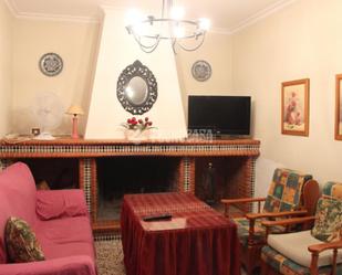 Living room of Single-family semi-detached for sale in Villalba del Alcor  with Swimming Pool and Balcony