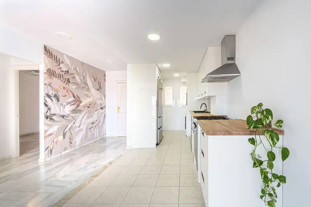 Küche von Erdgeschoss zum Verkauf in Benalmádena mit Klimaanlage, Terrasse und Gemeinschaftspool