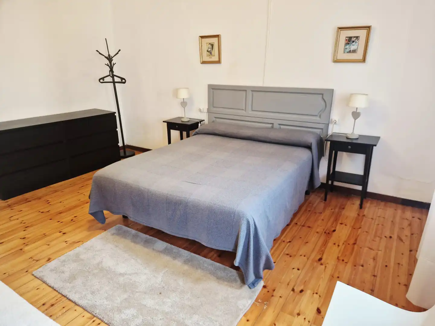 Habitación de Casa adosada en venta en Soto del Barco con Calefacción y Terraza