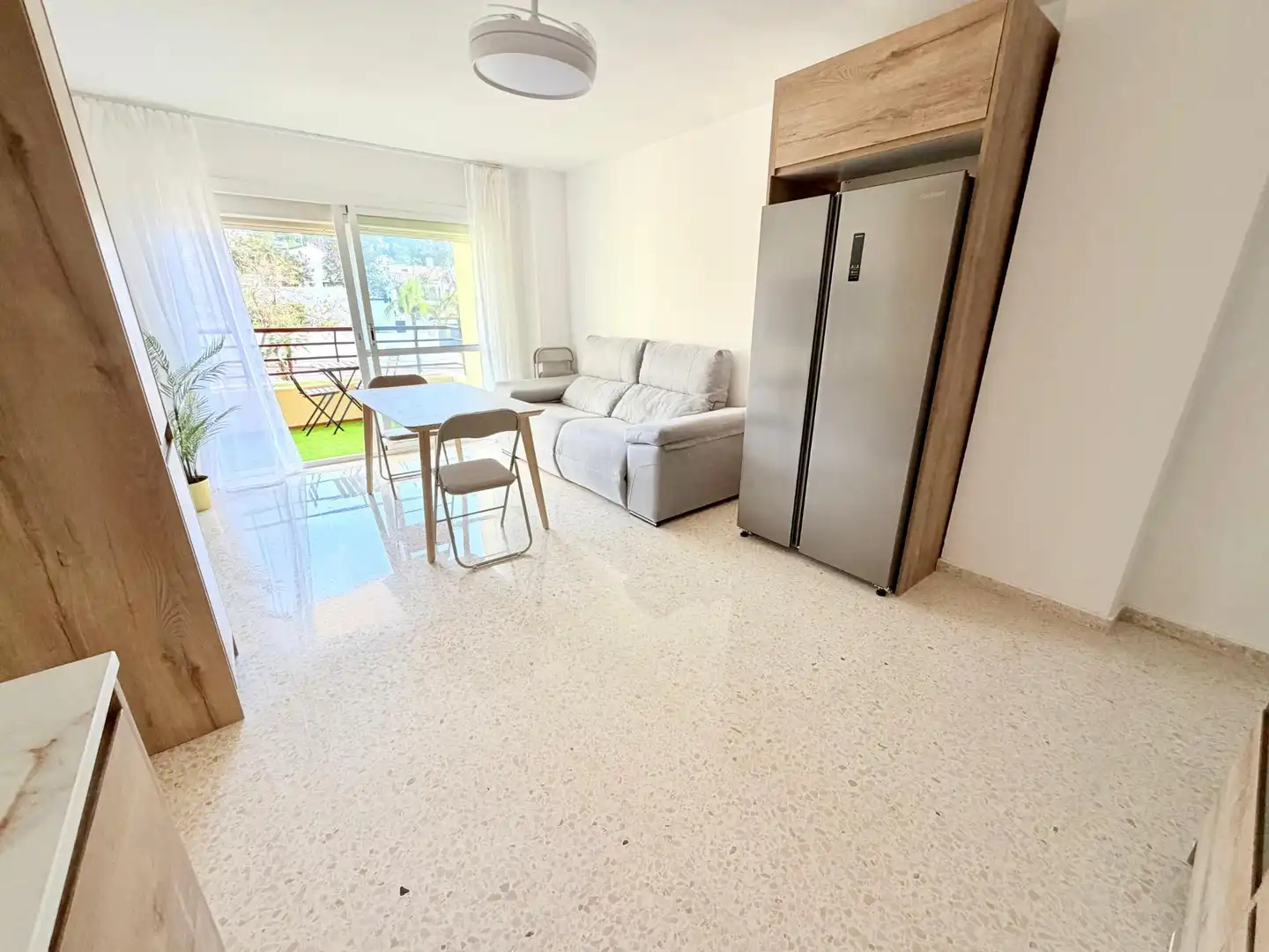 Exterior view of Flat for share in Málaga  with Terrace and Furnished