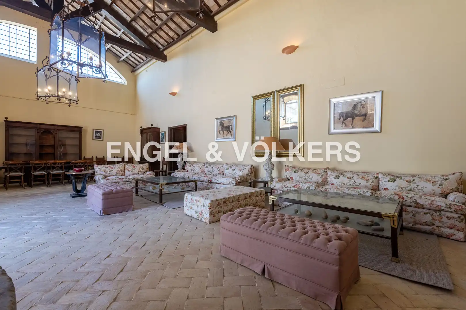 Sala de estar de Casa o chalet en venta en Carmona con Calefacción, Jardín privado y Terraza
