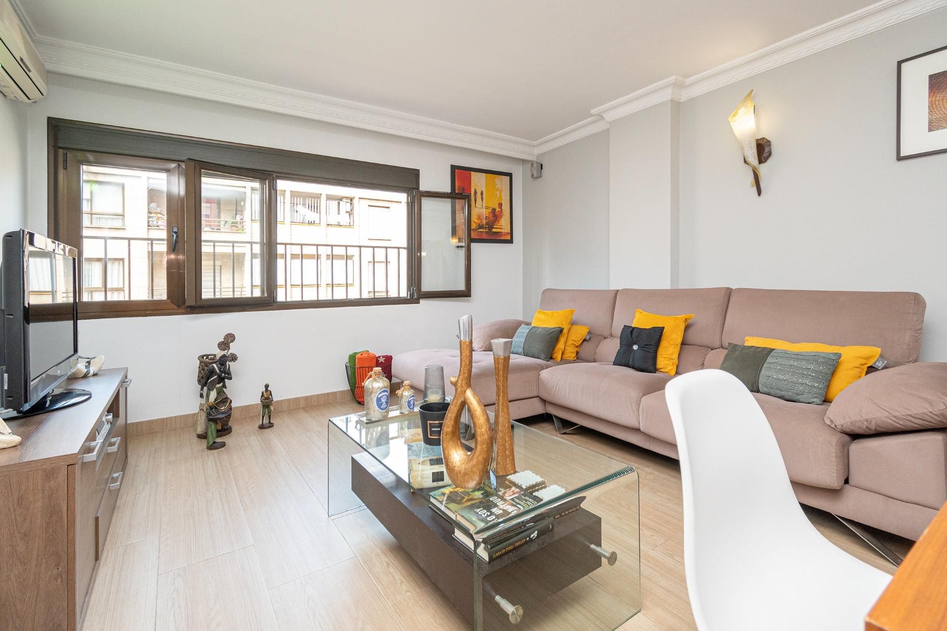 Sala de estar de Piso en venta en  Palma de Mallorca con Aire acondicionado y Balcón