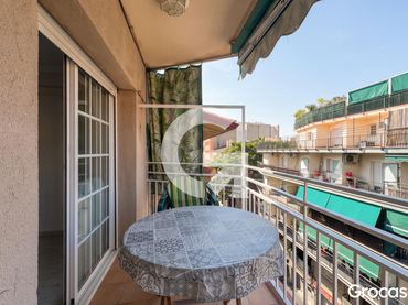 Flat with balcony for sale in CL DOCTOR BARRAQUER