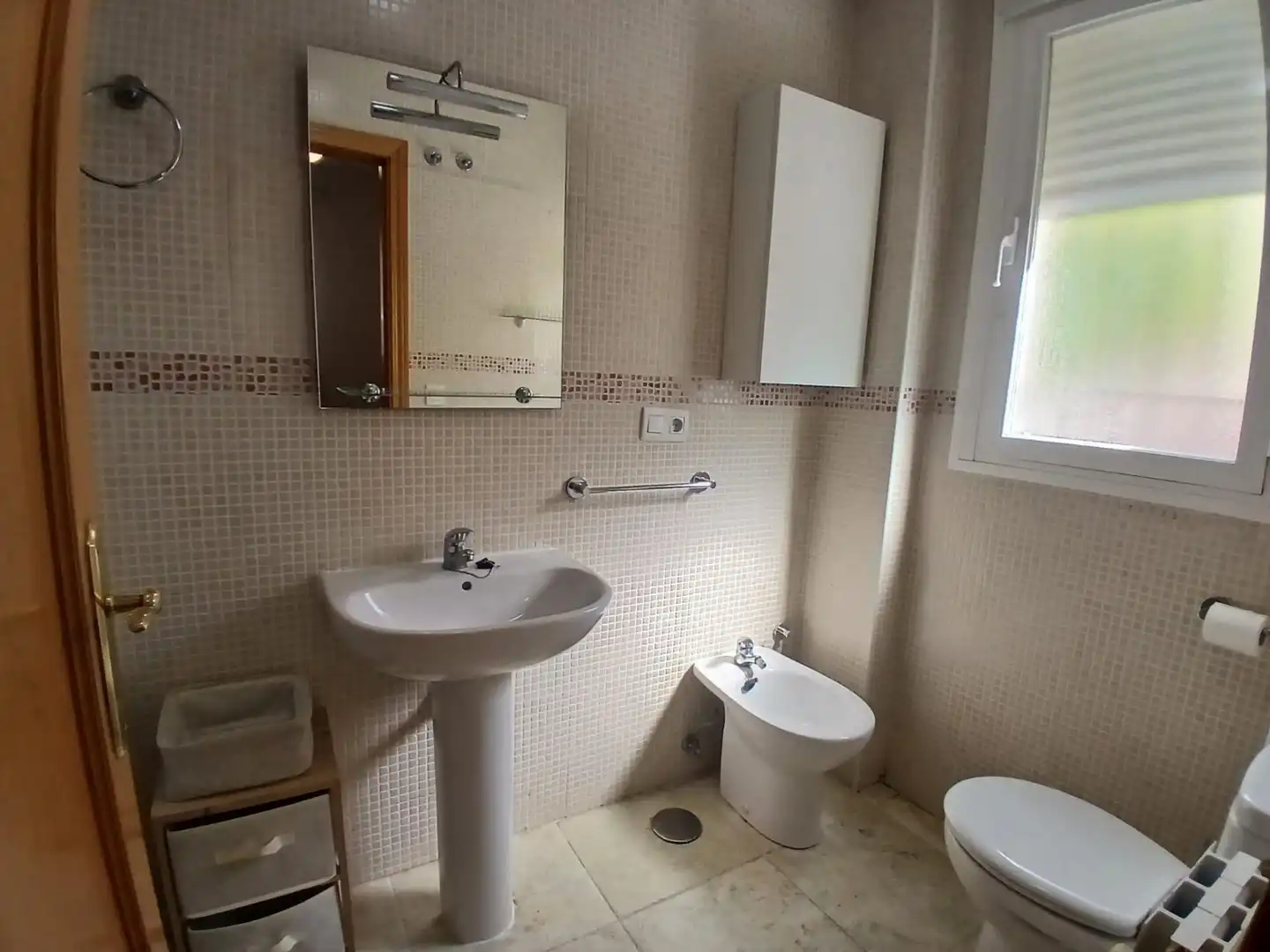 Bany de Apartament de lloguer en Alcázar de San Juan amb Aire condicionat, Calefacció i Moblat
