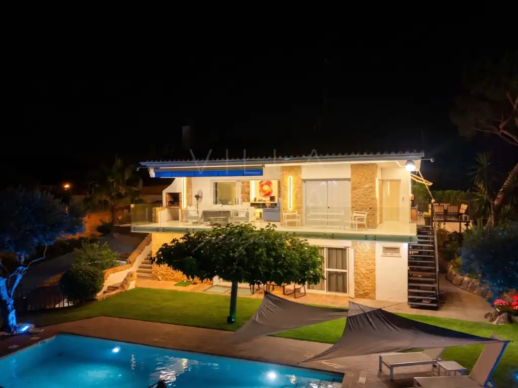Jardín de Casa o chalet en venta en Castell d'Aro, Platja d'Aro i s'Agaró con Aire acondicionado, Calefacción y Jardín privado