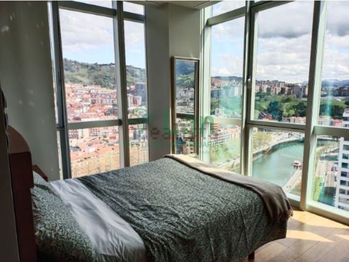 Apartment to rent in Uribitarte Kalea, Albia